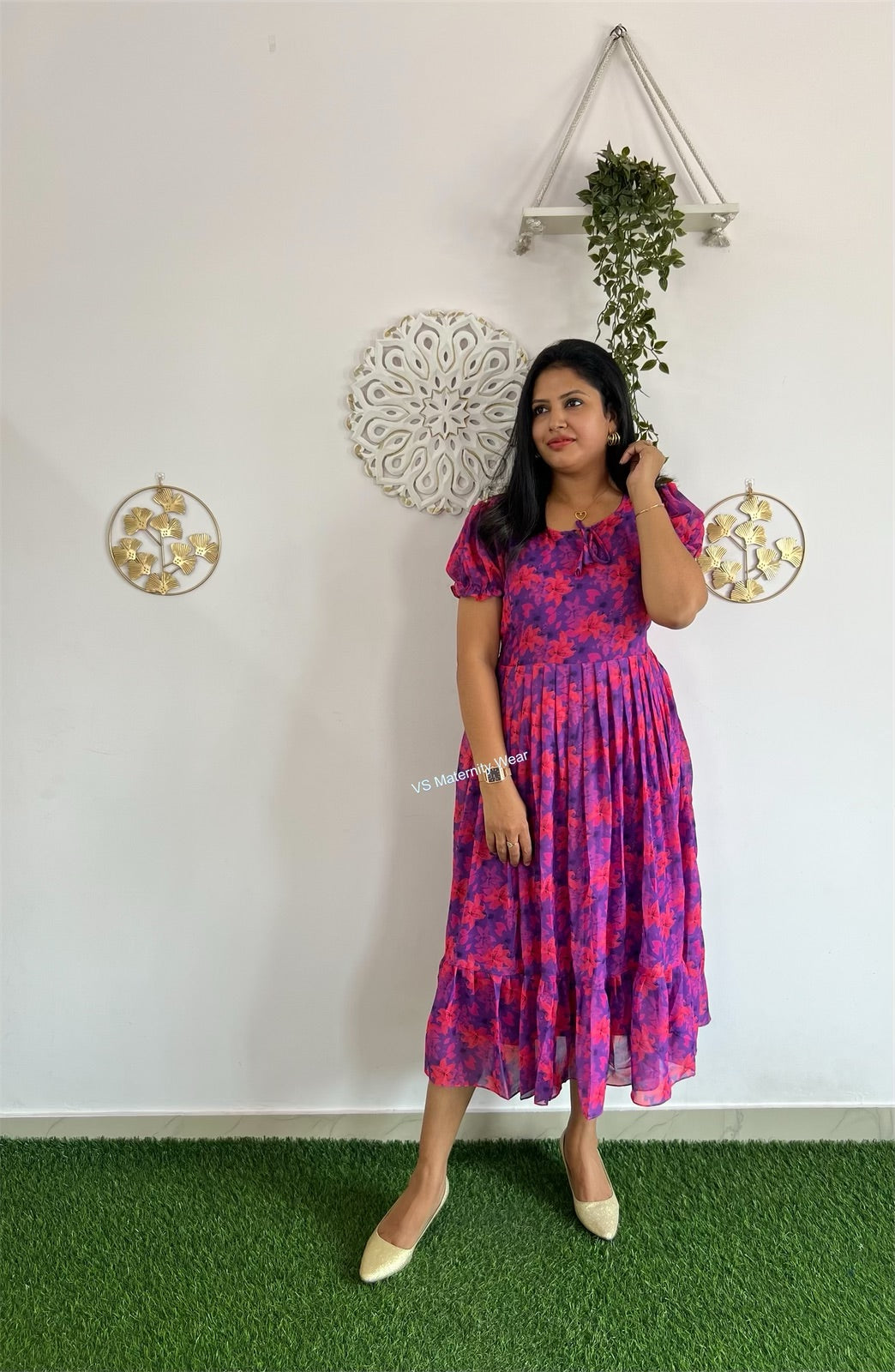 VSMW008-Feeding Dress