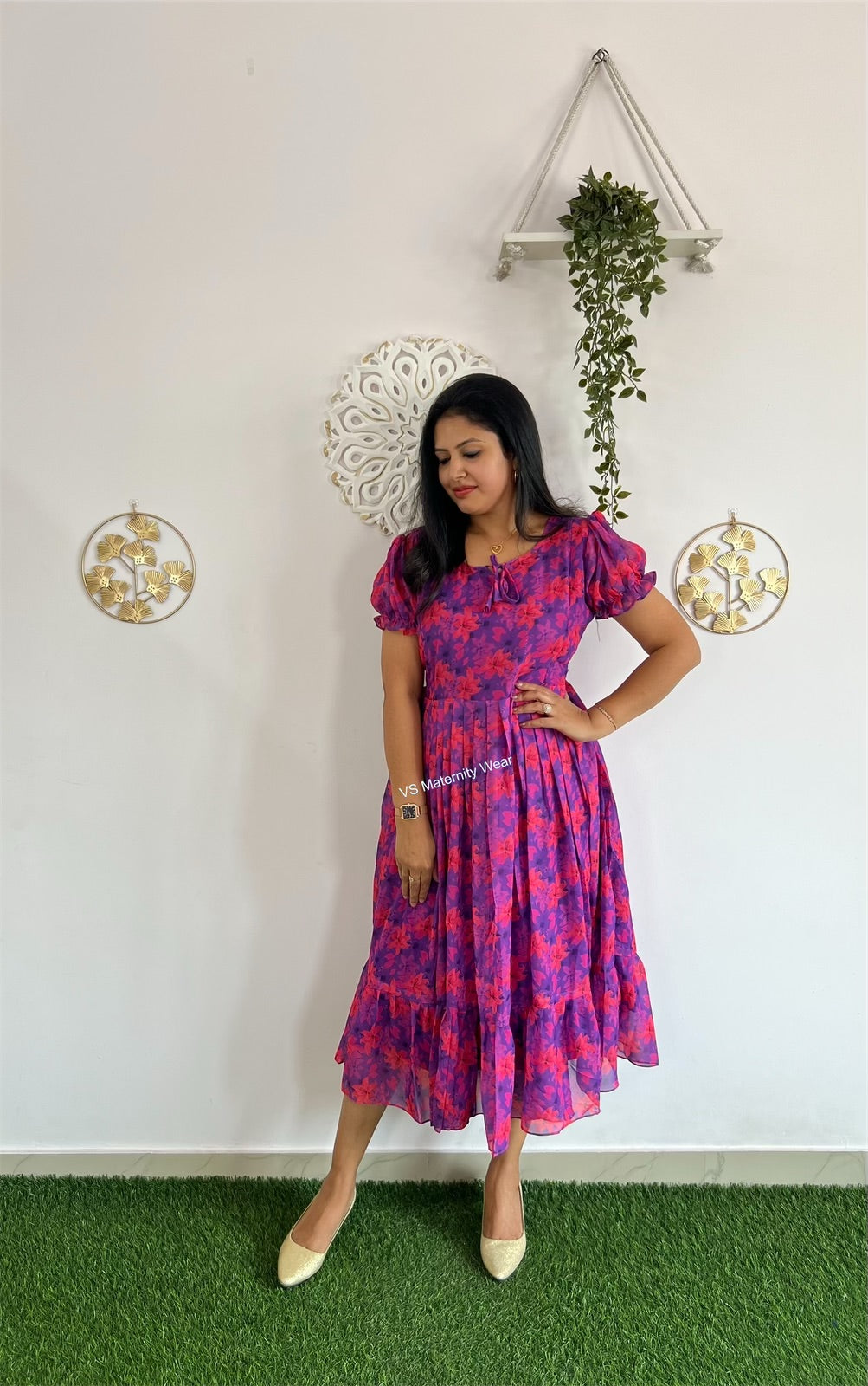 VSMW008-Feeding Dress