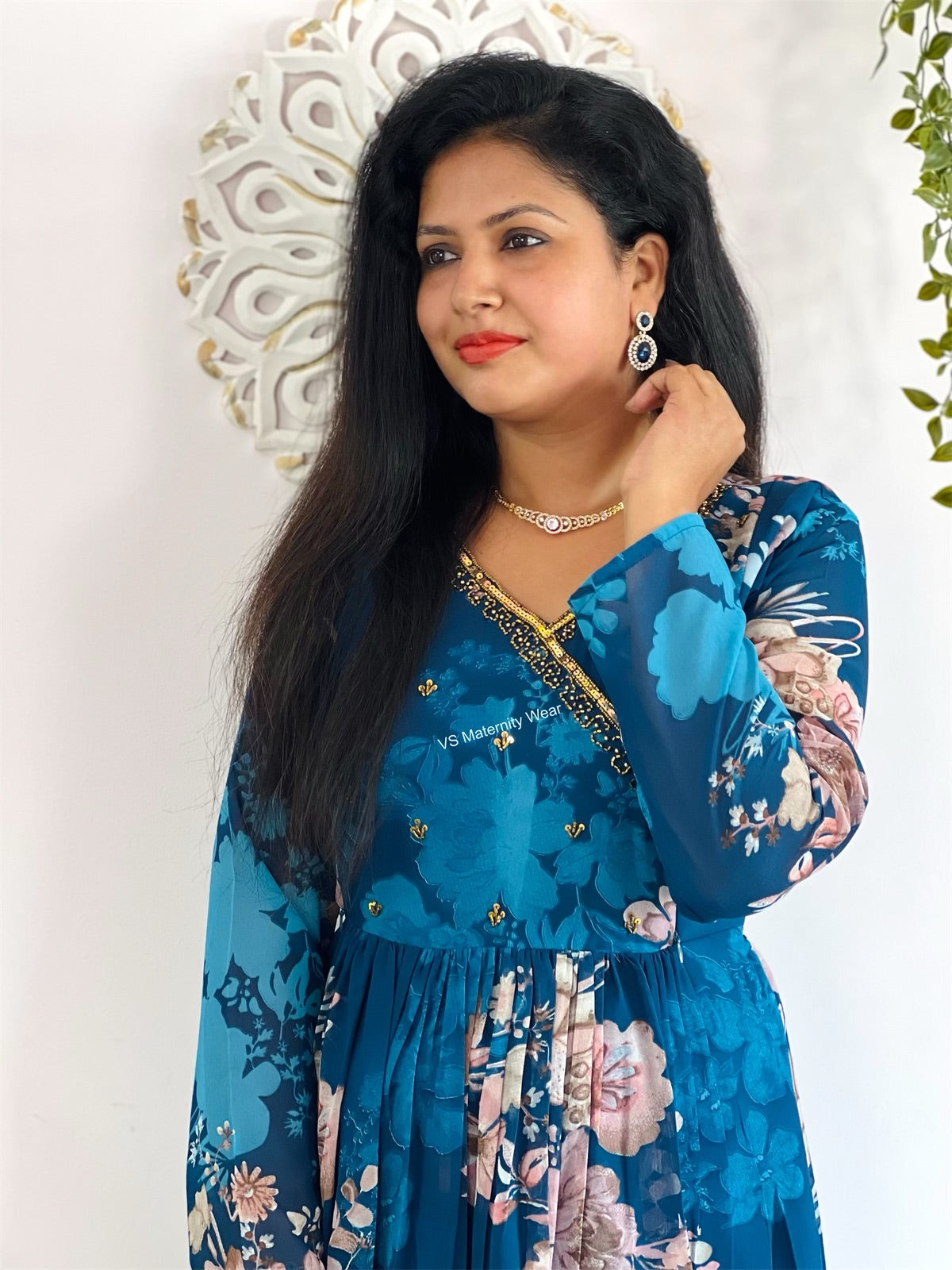 VSMW005-Feeding Dress