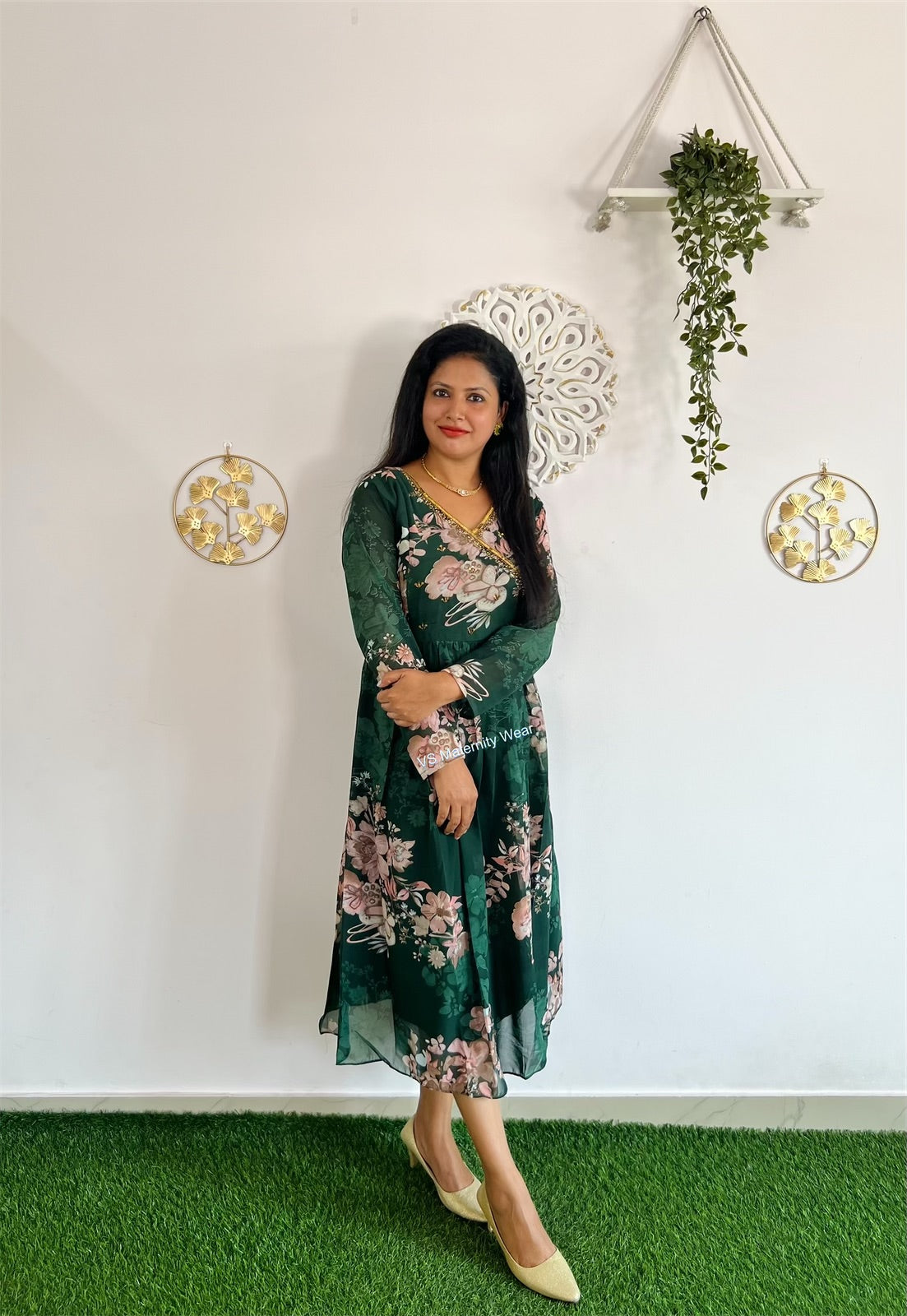 VSMW005-Feeding Dress