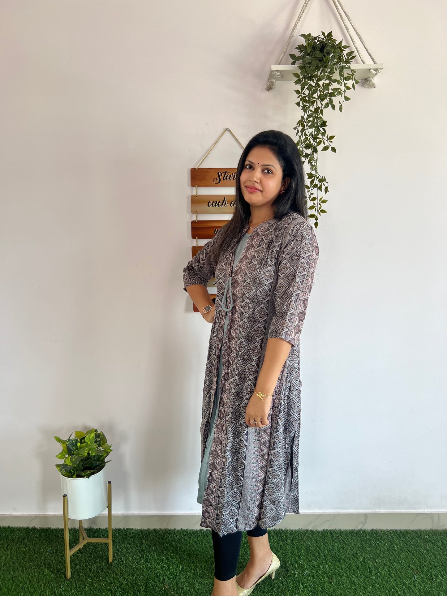 VSFD57 - Feeding Dress