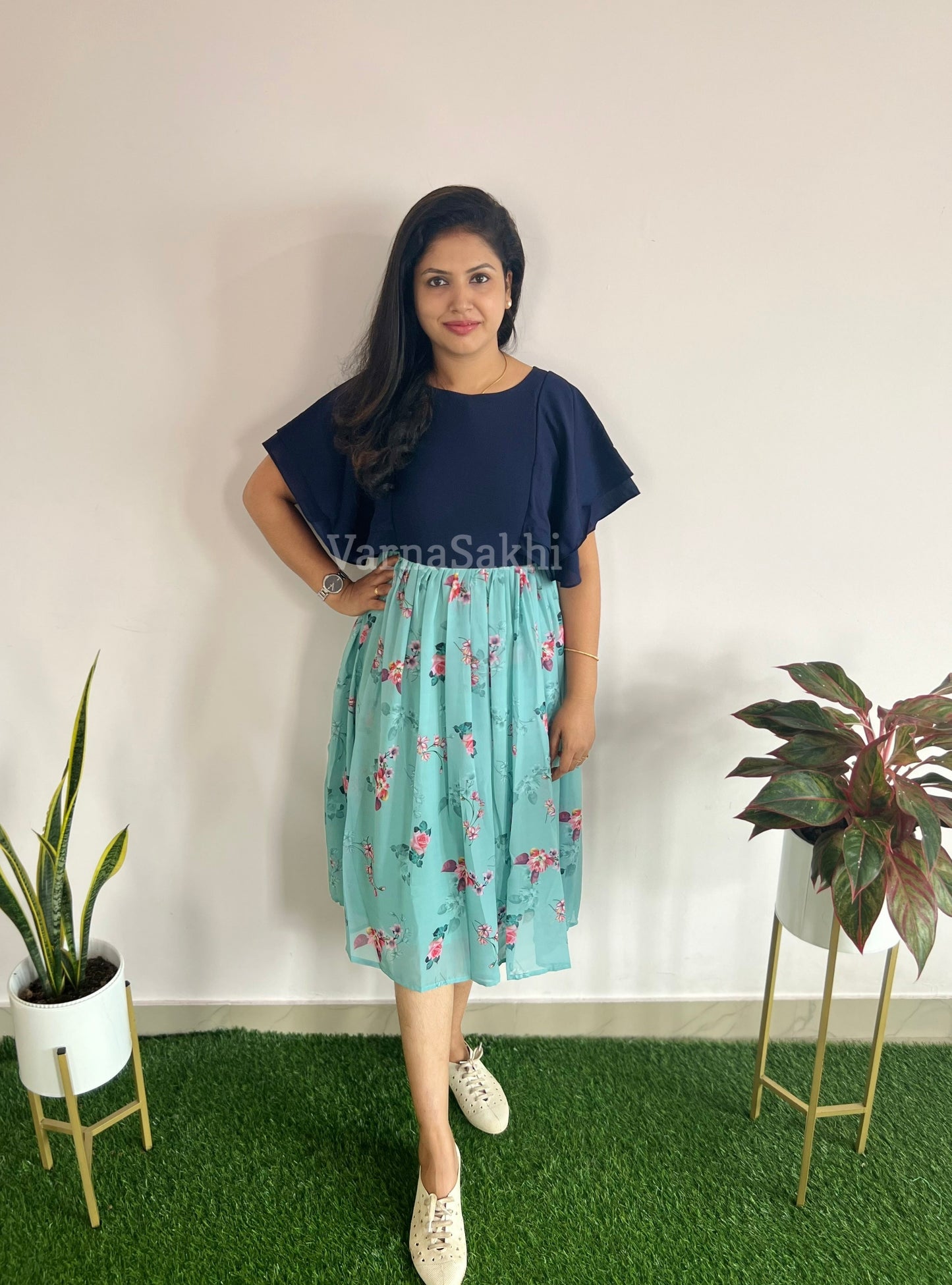 VSND12 - Normal Dress