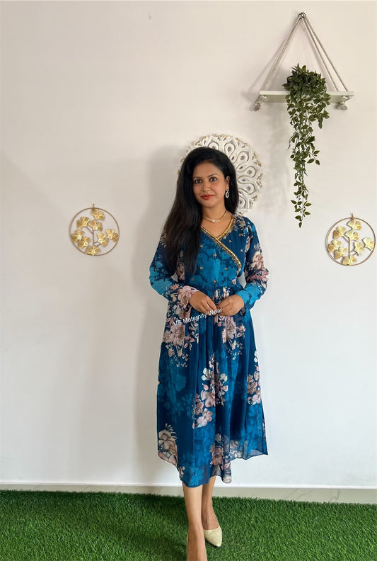 VSMW005-Feeding Dress